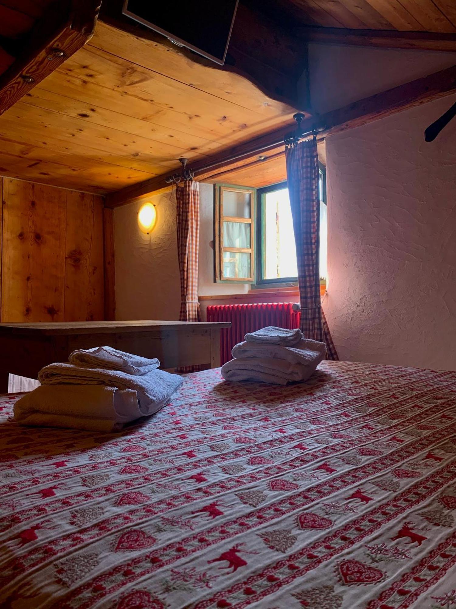 Chalet Del Lago Ceresole Reale Bagian luar foto