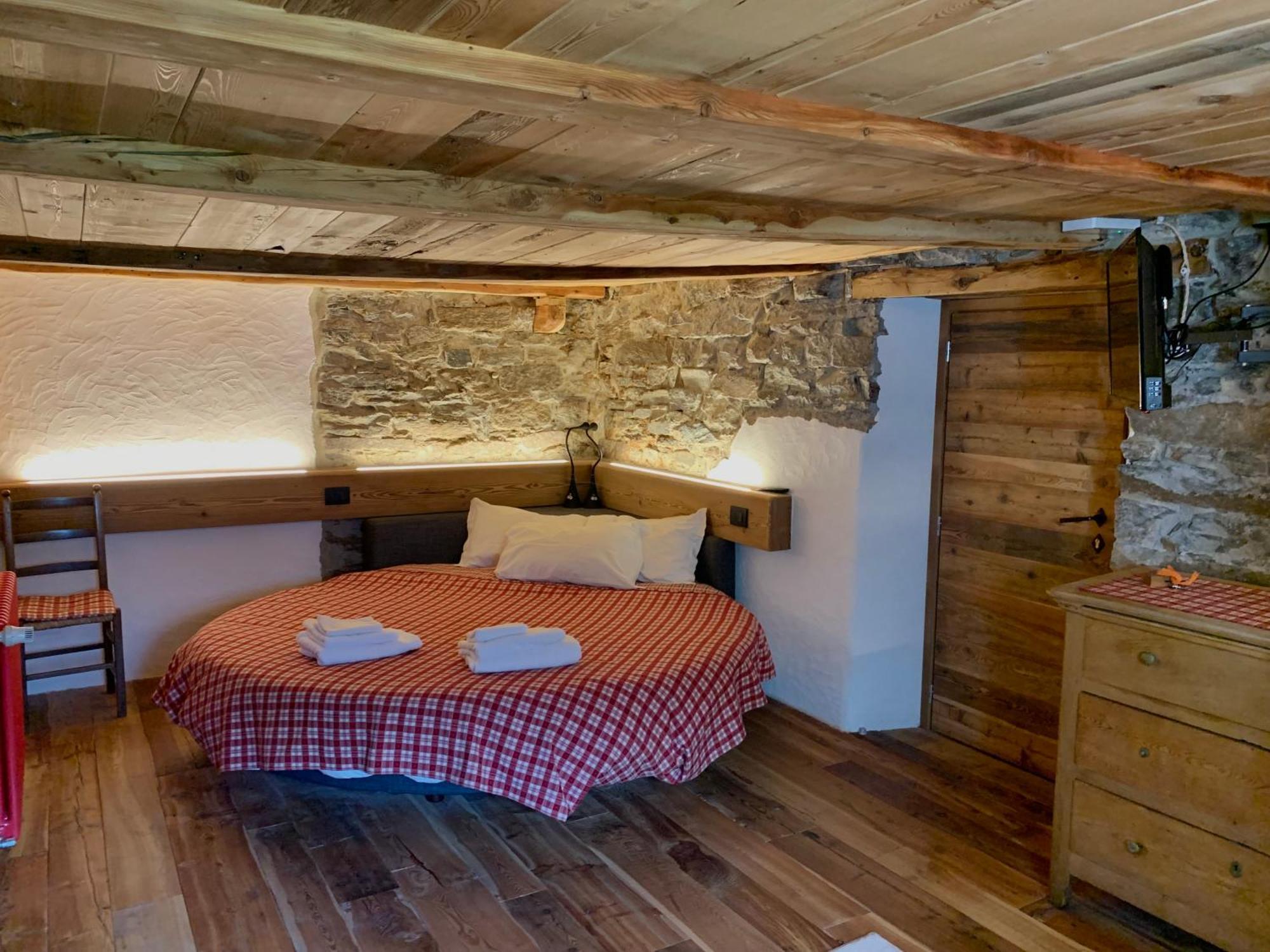 Chalet Del Lago Ceresole Reale Bagian luar foto